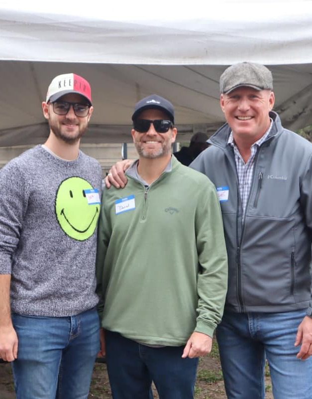 volunteer opportunities near me, homeless shelter volunteers, volunteer to homeless shelters